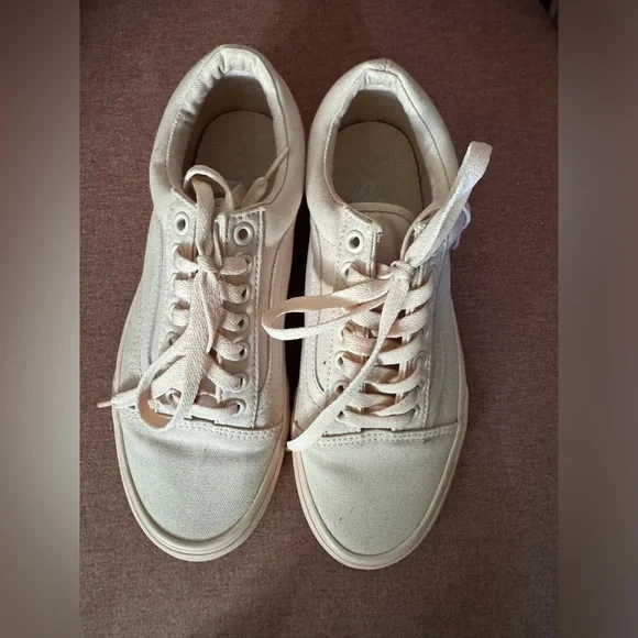 Classic Pink Van - Picture 3 of 7